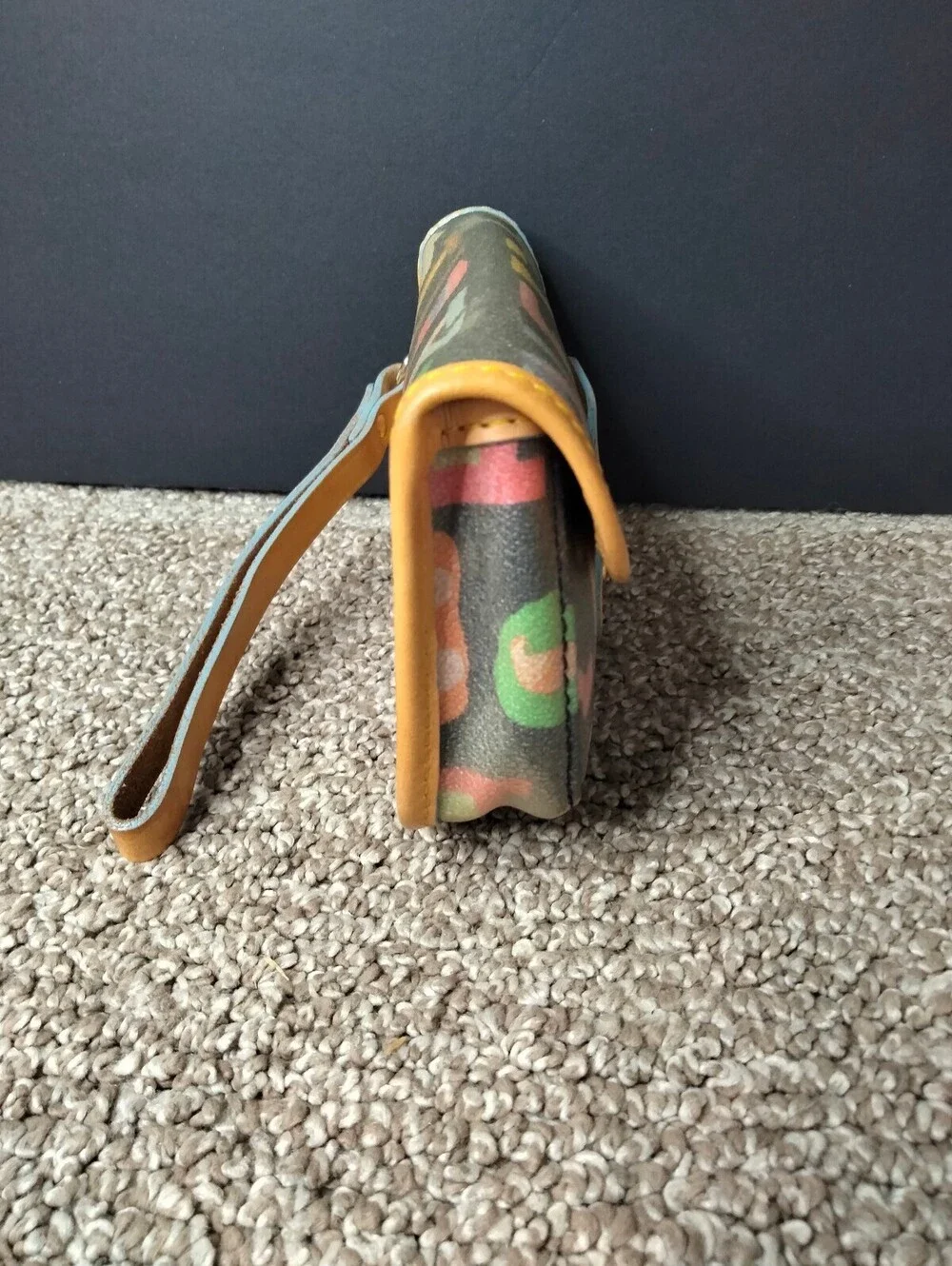 Dooney and Bourke Y2K Wristlet Clutch Doodle Vintage Graffiti Pouch Heart Charm